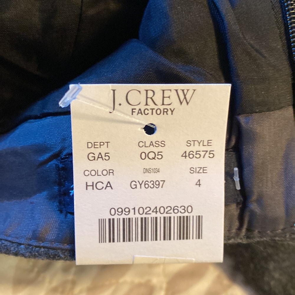 J Crew The Pencil Skirt in wool blend. NWT new with tag. Gray. - Picture 8 of 8